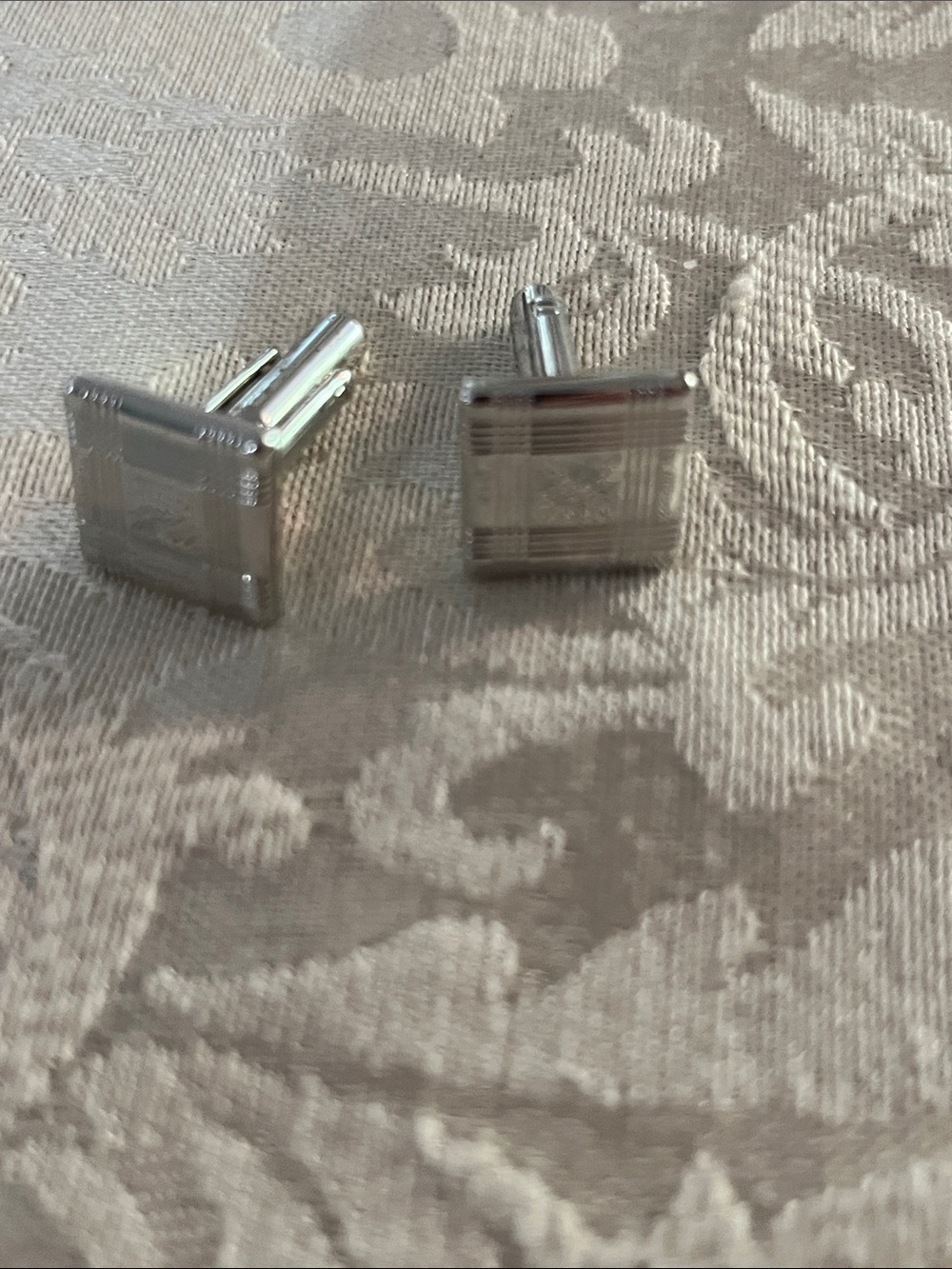 Men's Silver Square Cufflinks - Classic Geometric Design